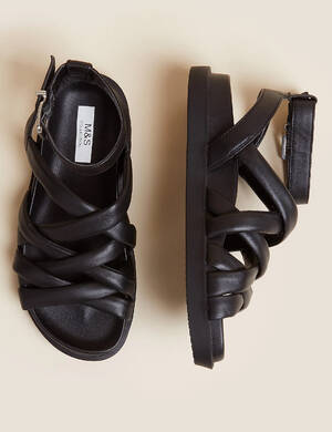 marksandspencer_SS22_T02_4620_kozene sandaly_cerna_1499Kc_foto2.jpg
